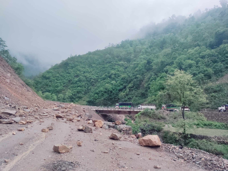 पहिरो गएपछि कालीगण्डकी कोरिडोर अवरुद्ध